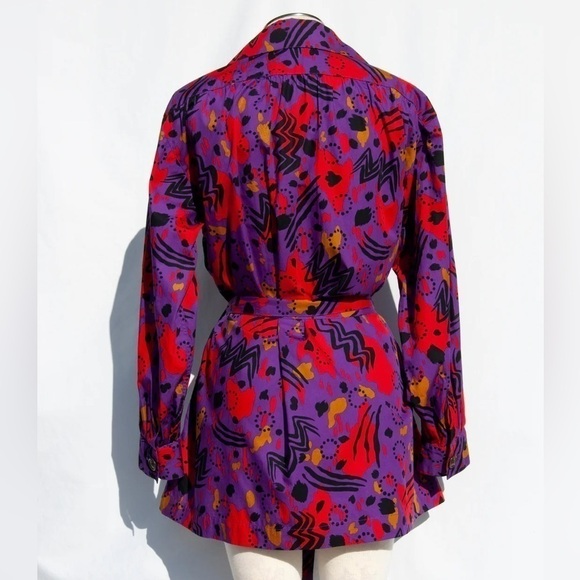 YVES Saint Laurent Vintage 1990s Purple Red Abstract Belted Shirt Jacket Dress - Picture 3 of 11